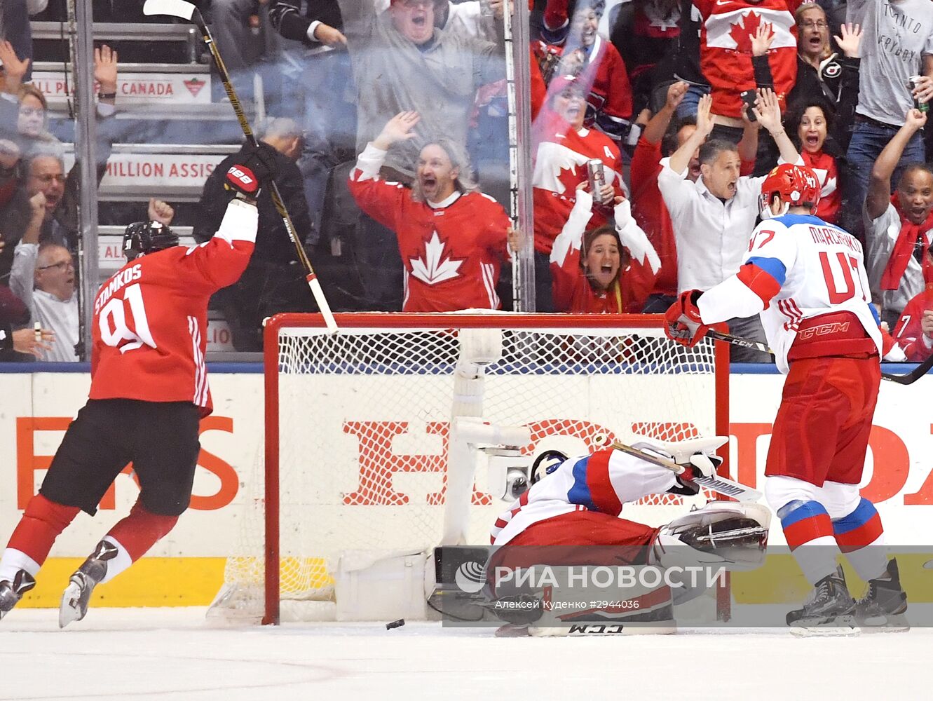 Хоккей. Кубок мира. Матч Канада - Россия
