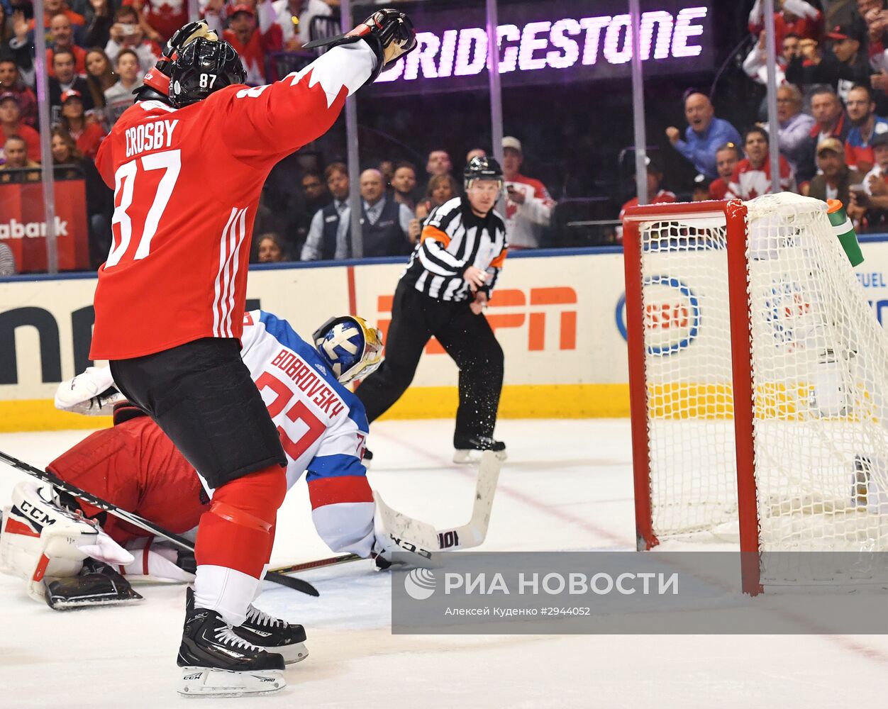 Хоккей. Кубок мира. Матч Канада - Россия