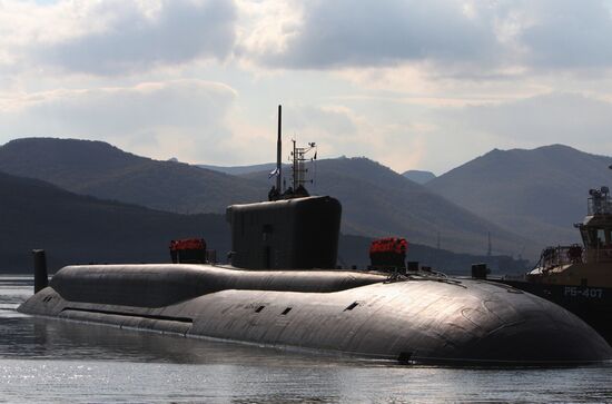 АПЛ "Владимир Мономах" прибыла к месту постоянного базирования на Камчатку