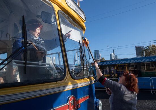 Праздник московского троллейбуса