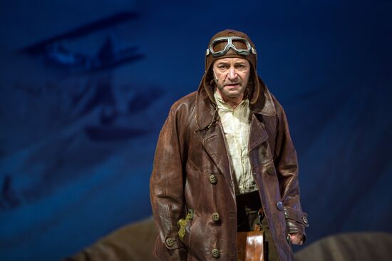 Премьера спектакля Сергея Дьячковского "Странный народ эти взрослые"