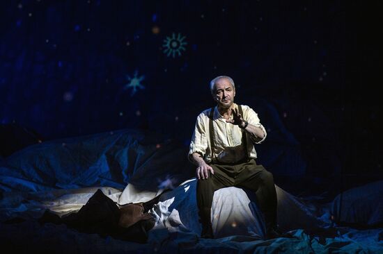 Премьера спектакля Сергея Дьячковского "Странный народ эти взрослые"