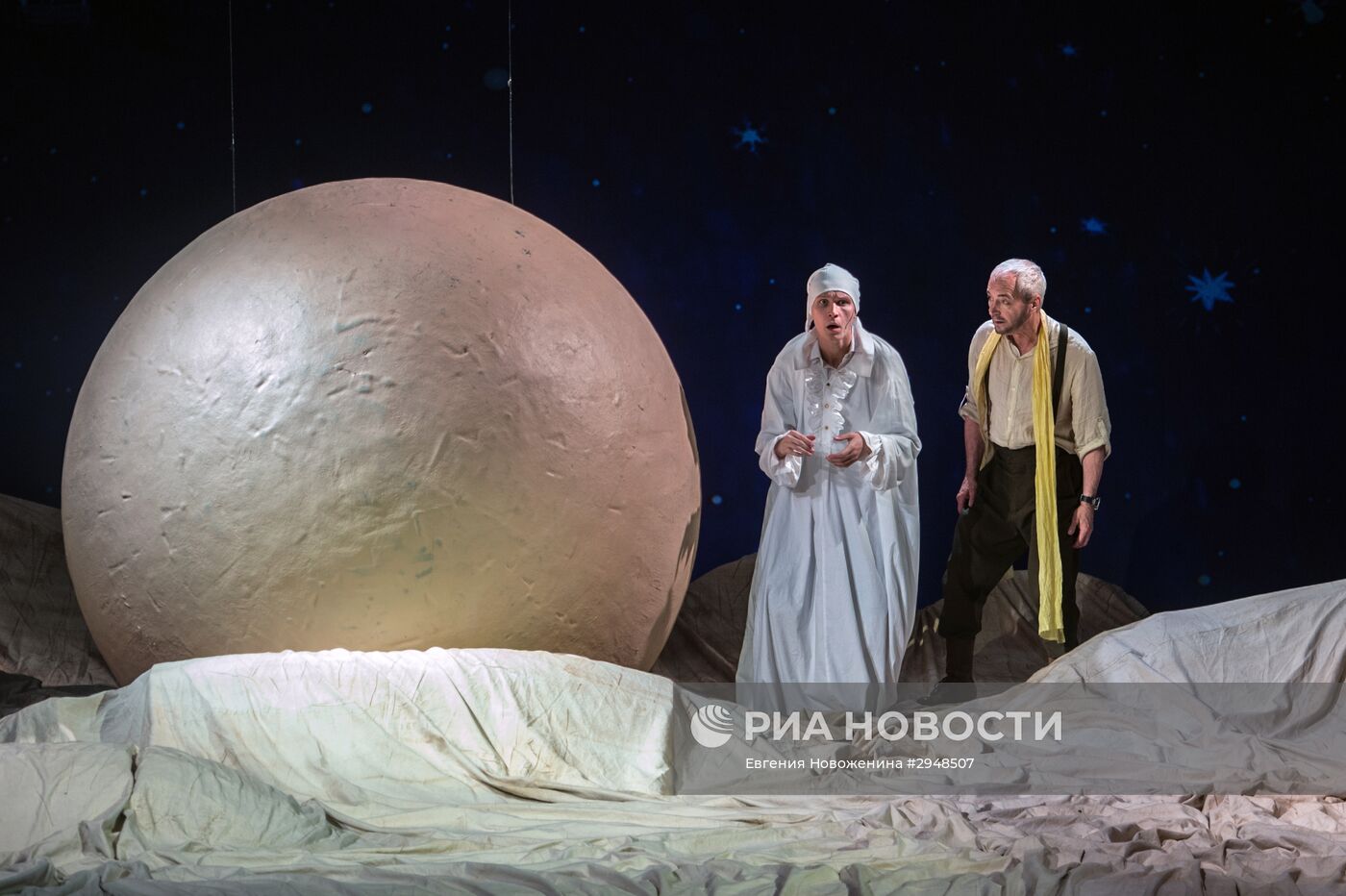 Премьера спектакля Сергея Дьячковского "Странный народ эти взрослые"