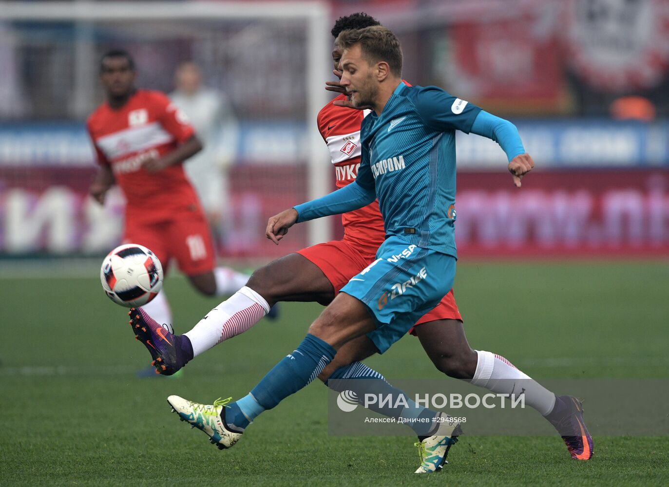 Футбол. РФПЛ. Матч "Зенит" - "Спартак"