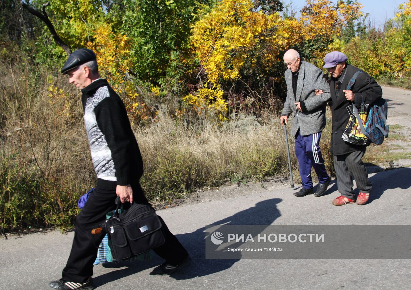 Ситуация в районе пропускного пункта "Станица Луганская" в Донбассе