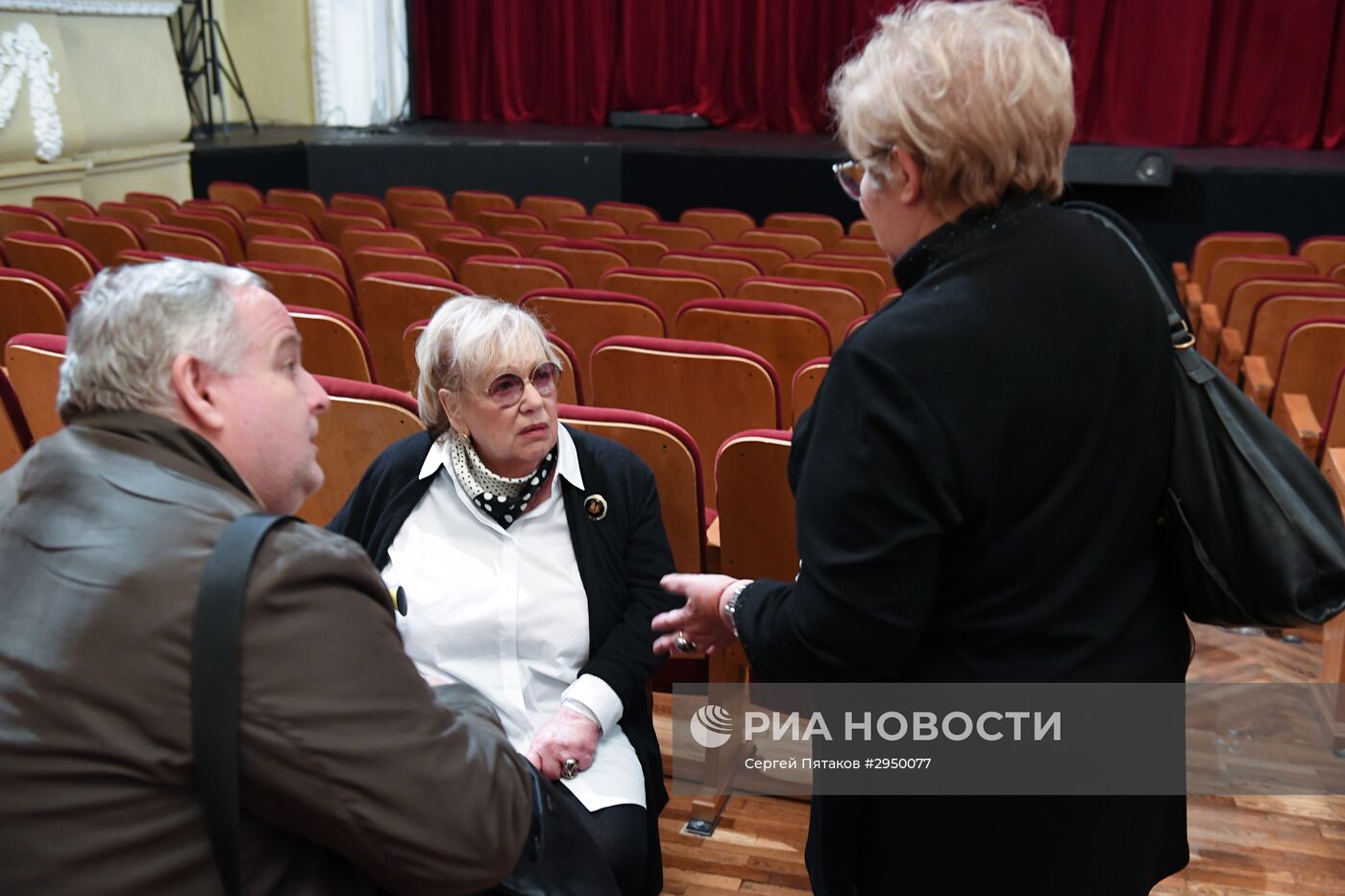 Сбор труппы театра "Современник"