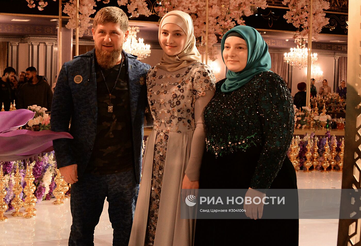 Дом мод дочери Кадырова закрыл магазины