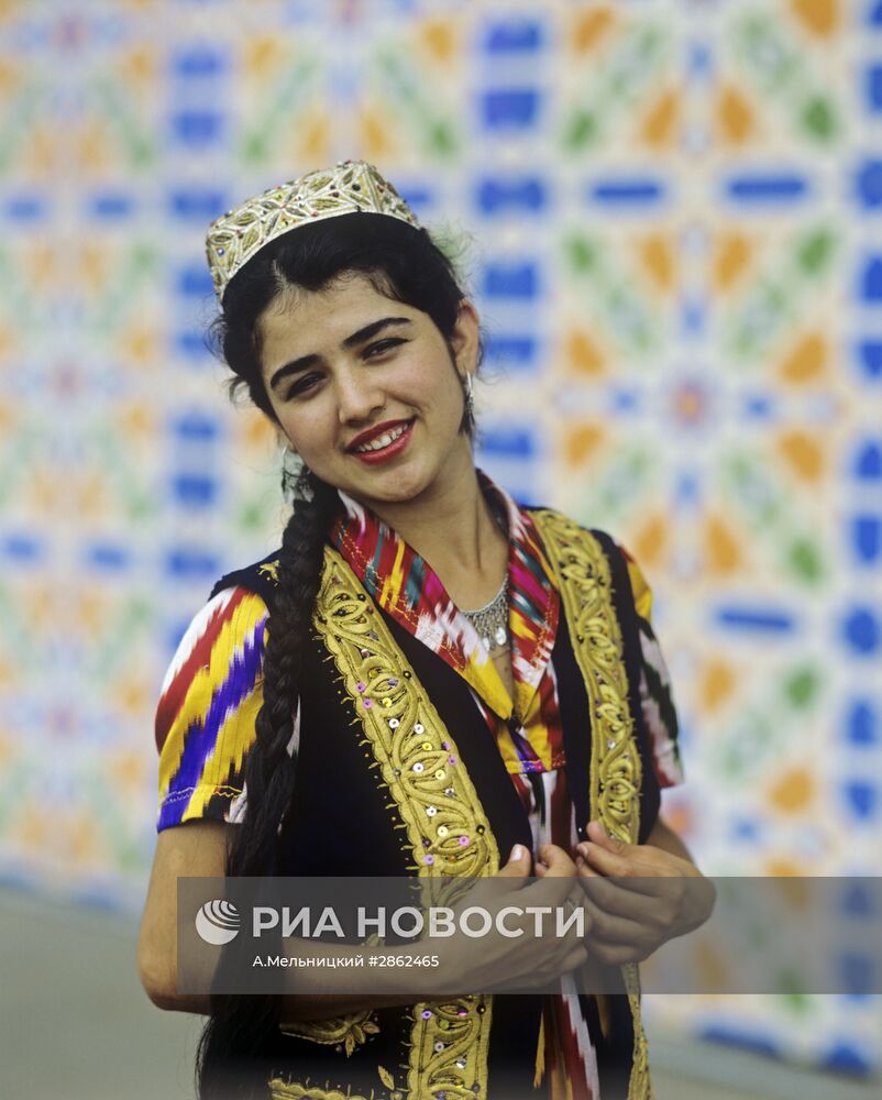 Nozanin (22), таджик / таджичка из Таджикистан ищет работу Au Pair в Германия
