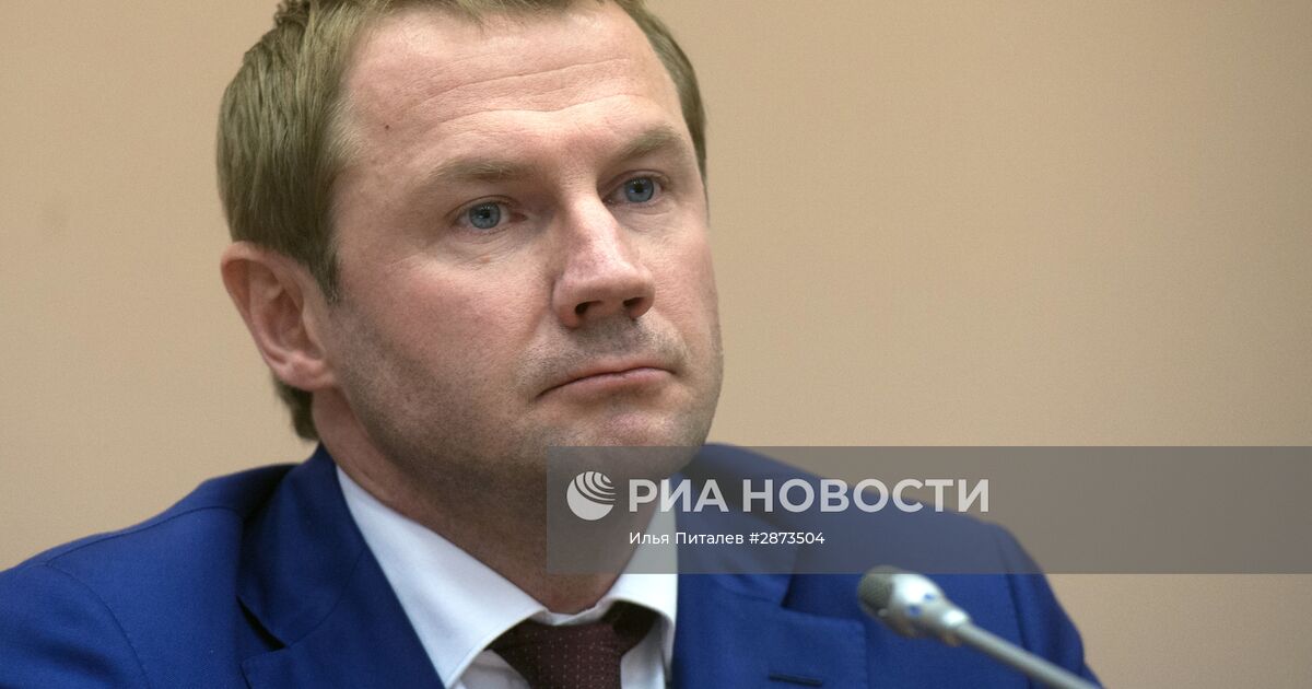 Церемония подписания соглашения между предприятием ПАО "РусГидро" и ...