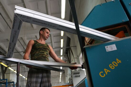 Работа компании по производству пластиковых окон