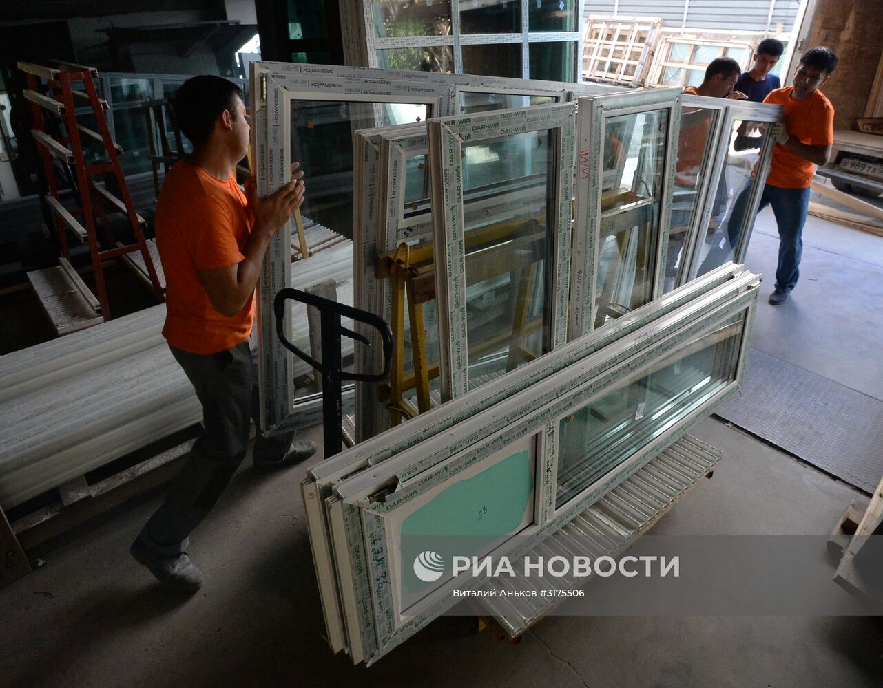 Работа компании по производству пластиковых окон