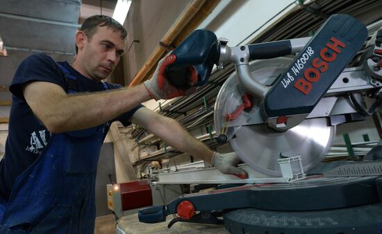 Работа компании по производству пластиковых окон