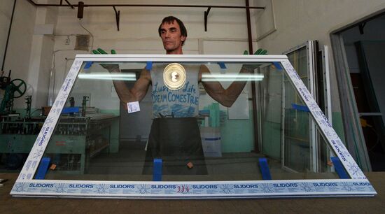 Работа компании по производству пластиковых окон