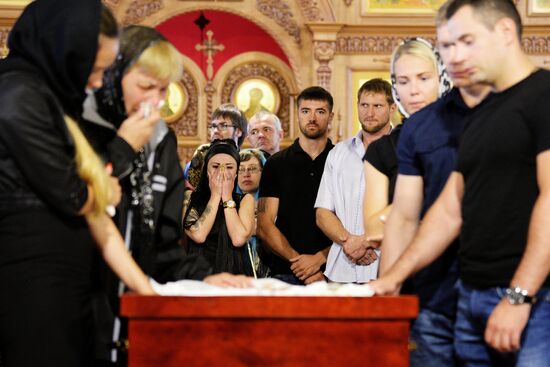 Прощание с погибшим чемпионом мира и Европы по пауэрлифтингу Андреем Драчевым в Хабаровске