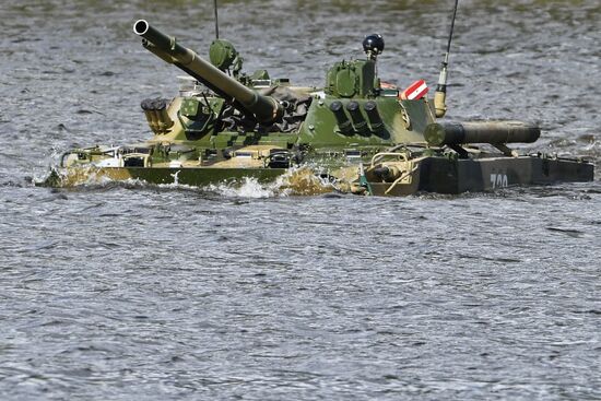 Международный военно-технический форум "Армия-2017". День третий