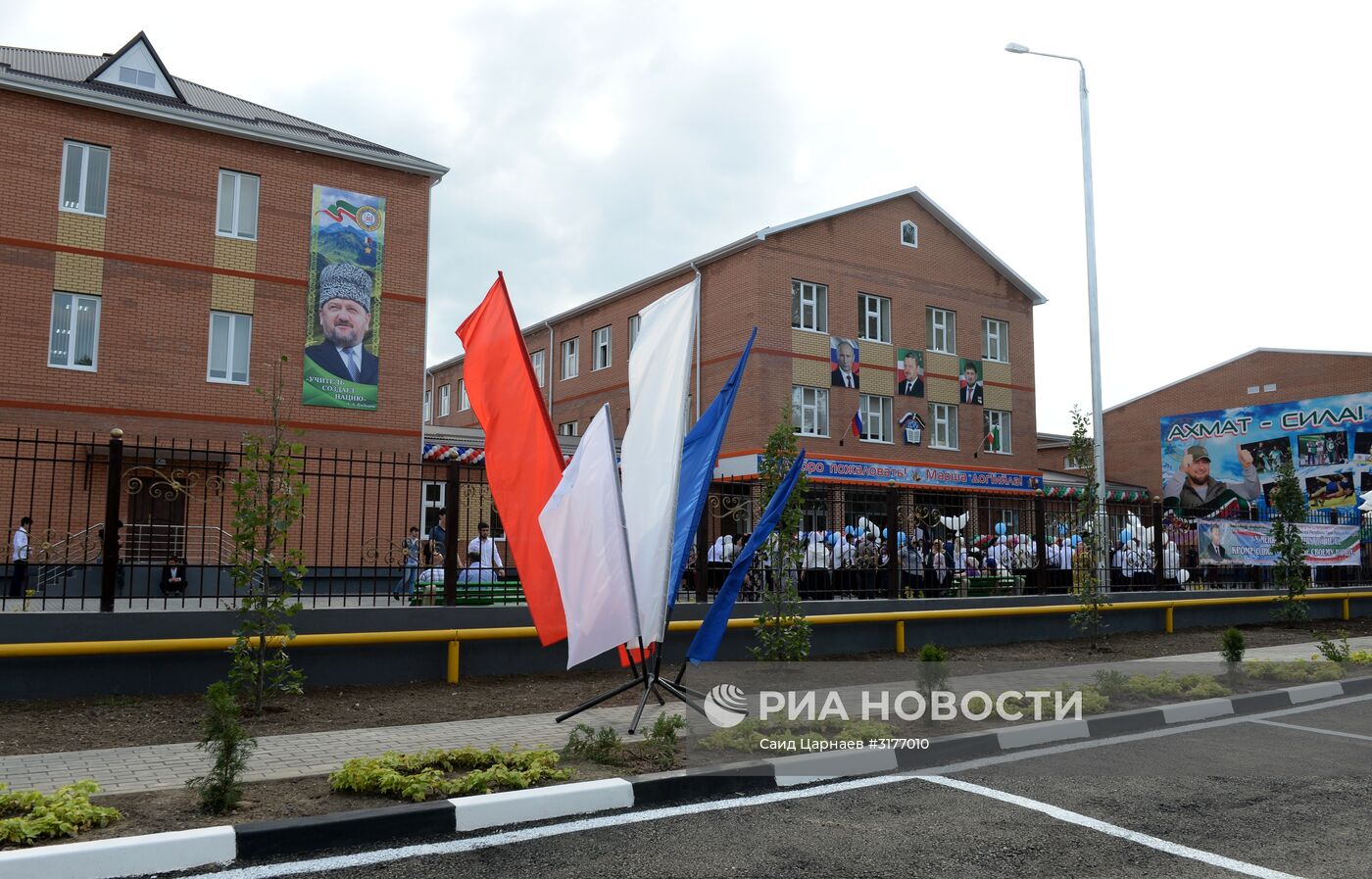 Подготовка к учебному году в Грозном