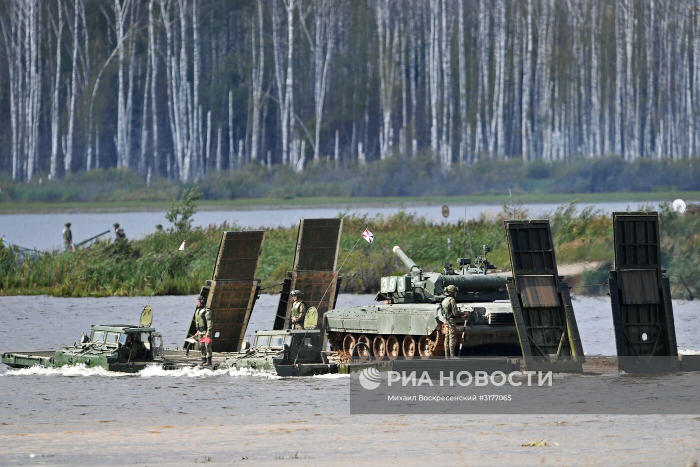 Международный военно-технический форум "Армия-2017". День третий