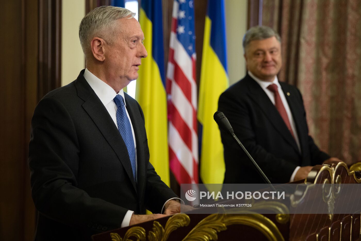 Визит министра обороны США Джеймса Мэттиса на Украину