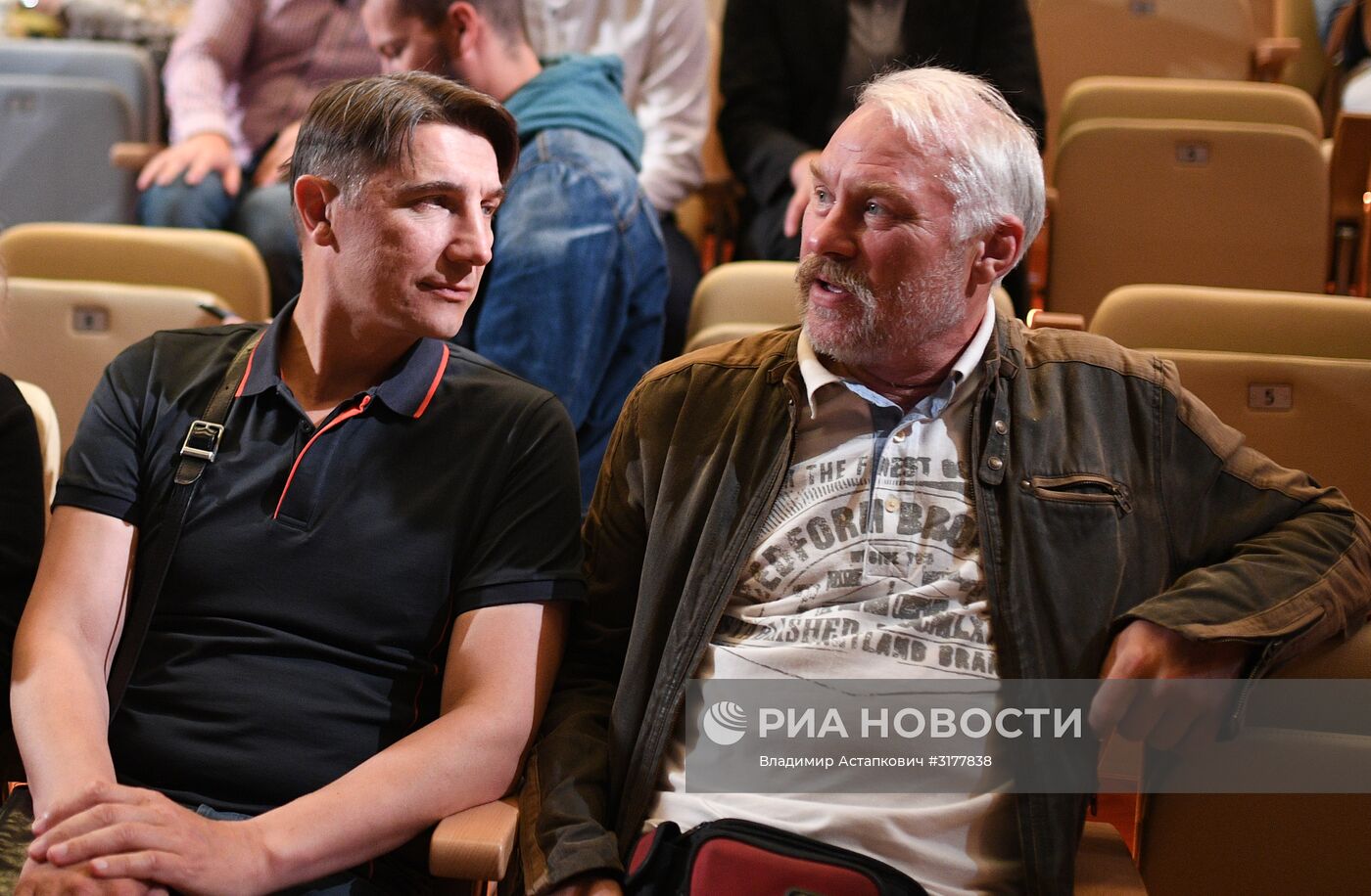 Сбор труппы и начало нового сезона в театре под руководством Олега Табакова