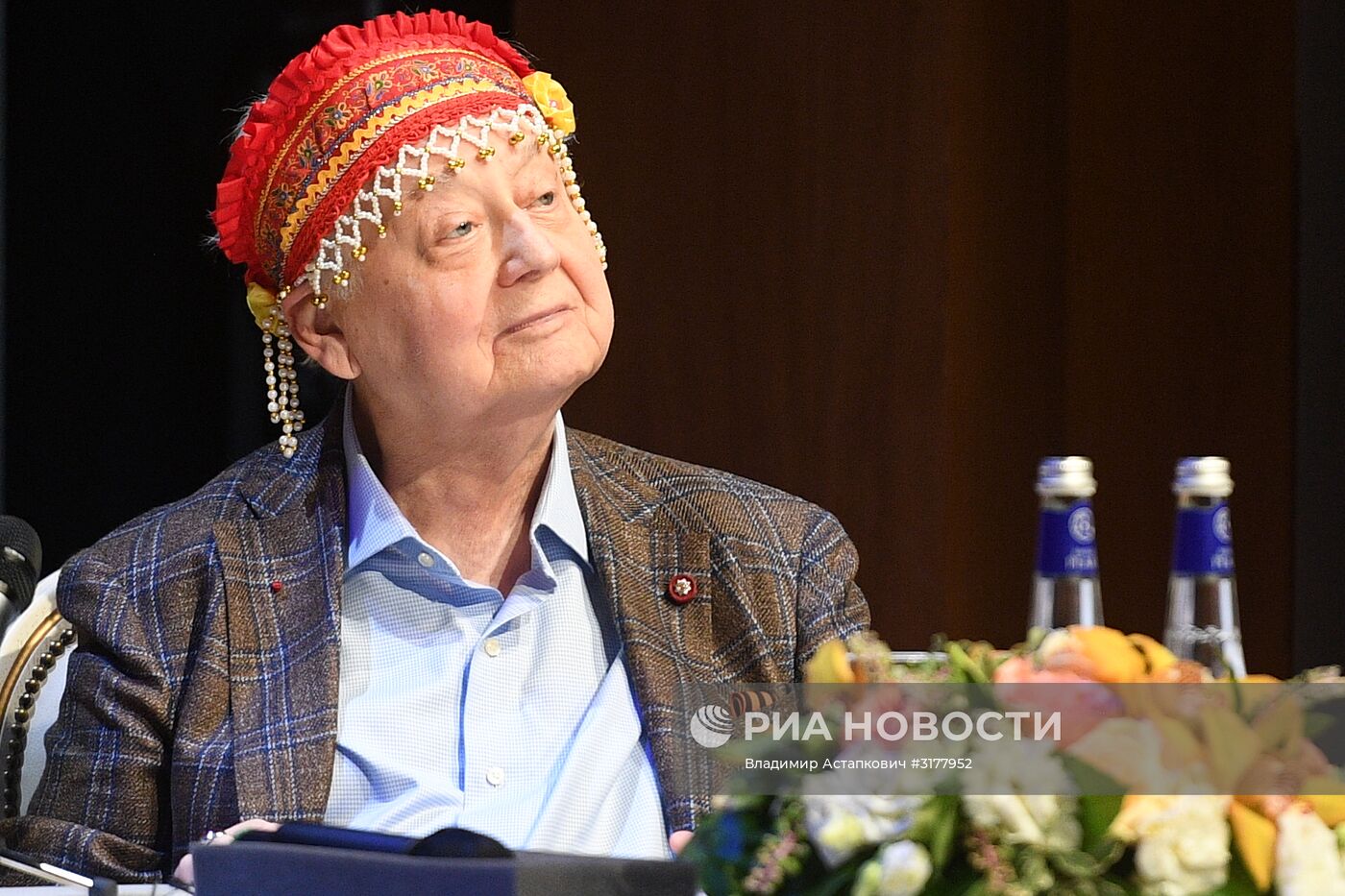 Сбор труппы и начало нового сезона в театре под руководством Олега Табакова