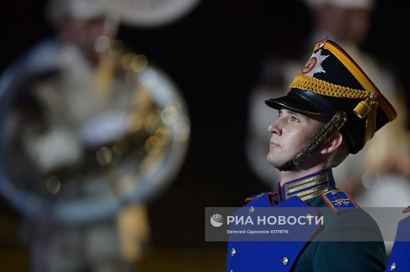 Церемония открытия X Международного военно-музыкального фестиваля "Спасская башня"