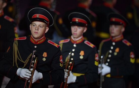 Церемония открытия X Международного военно-музыкального фестиваля "Спасская башня"