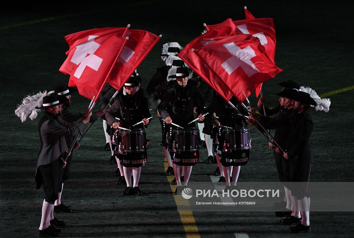 Церемония открытия X Международного военно-музыкального фестиваля "Спасская башня"