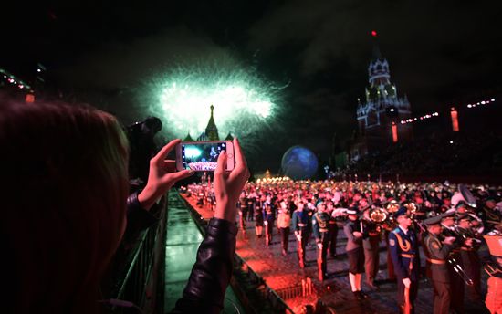 Церемония открытия X Международного военно-музыкального фестиваля "Спасская башня"
