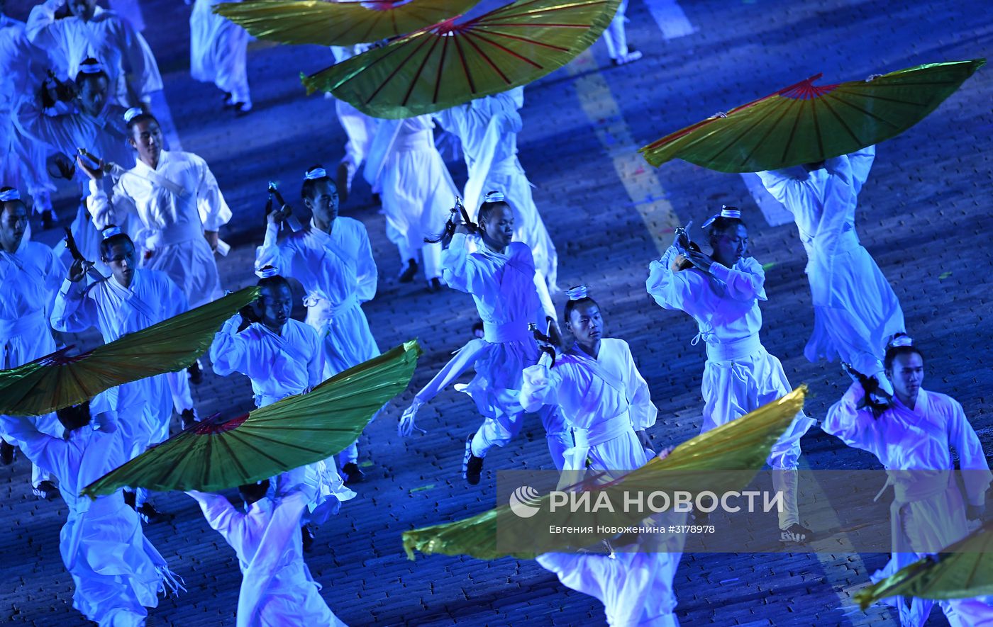 Церемония открытия X Международного военно-музыкального фестиваля "Спасская башня"