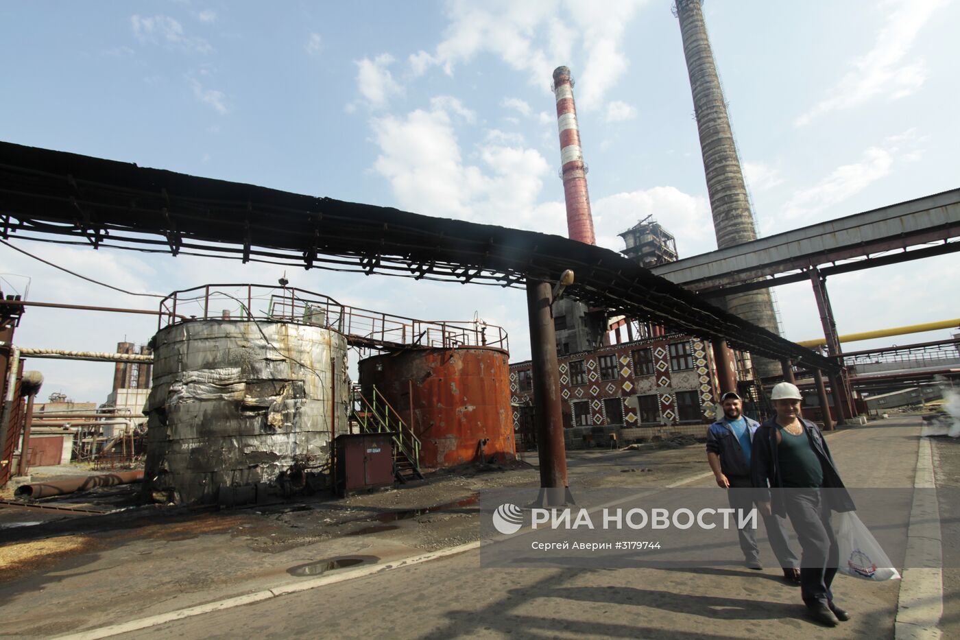 Ясиновский коксохимический завод в Макеевке Донецкой области