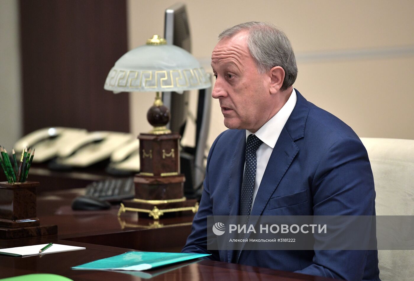 Президент РФ В. Путин встретился с врио губернатора Саратовской области В. Радаевым