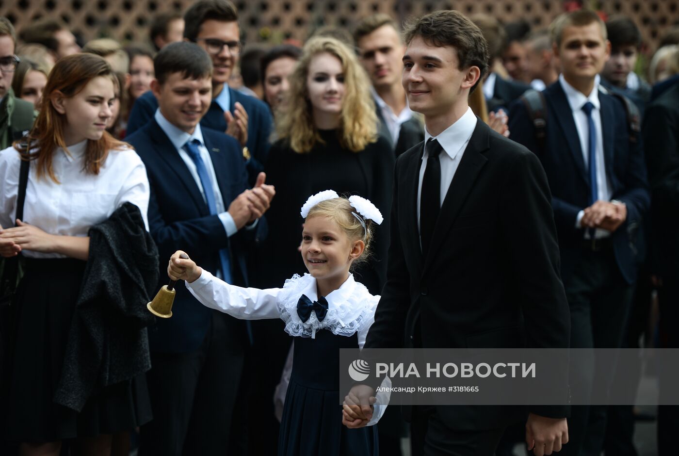 Начало учебного года в школах России