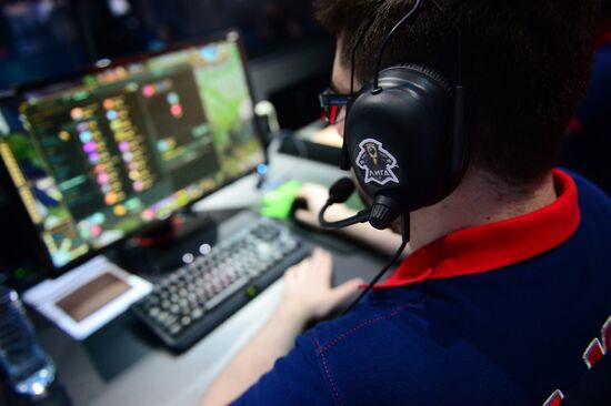 Киберспорт. Финал Континентальной лиги League of Legends