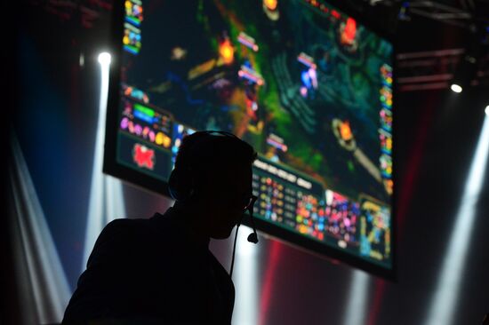 Киберспорт. Финал Континентальной лиги League of Legends