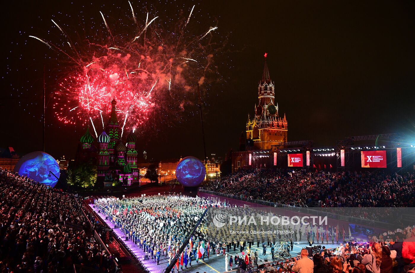 Церемония закрытия фестиваля "Спасская башня"