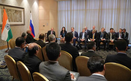 Президент РФ В. Путин принял участие во встрече лидеров БРИКС