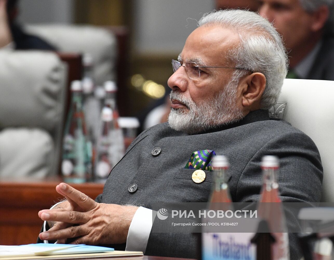 Президент РФ В. Путин на саммите лидеров БРИКС. День второй