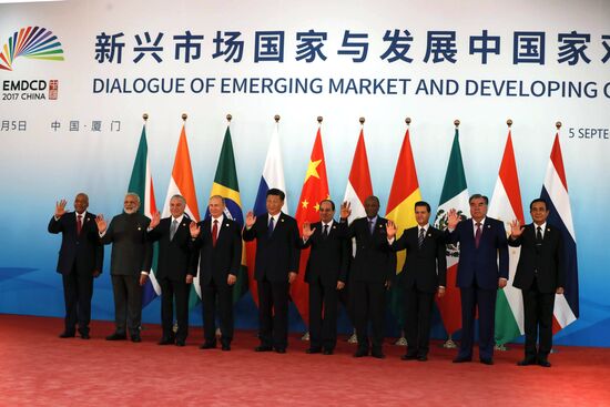 Президент РФ В. Путин на саммите лидеров БРИКС. День второй