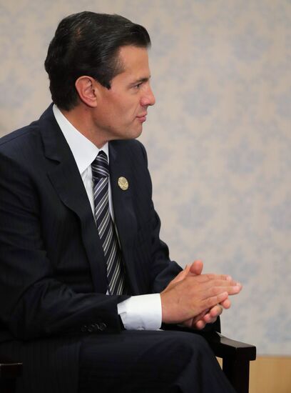 Президент РФ В. Путин на саммите лидеров БРИКС. День второй