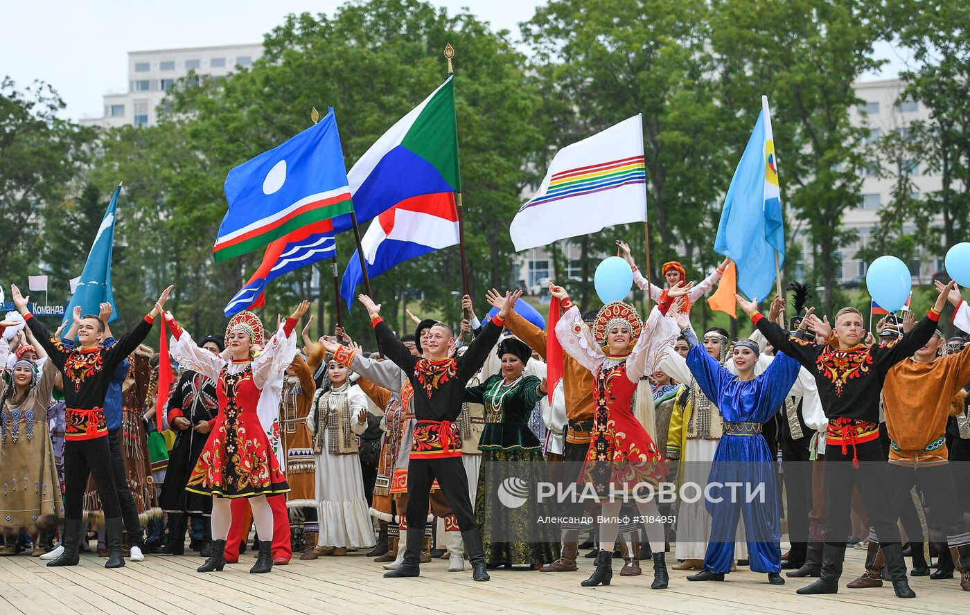 Открытие выставки "Улица Дальнего Востока" в рамках ВЭФ-2017