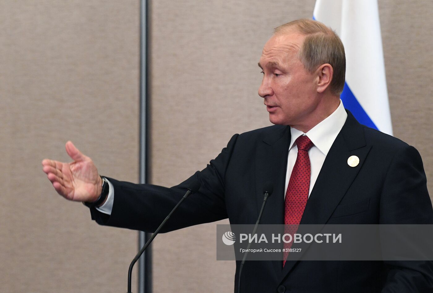 Президент РФ В. Путин на саммите лидеров БРИКС. День второй