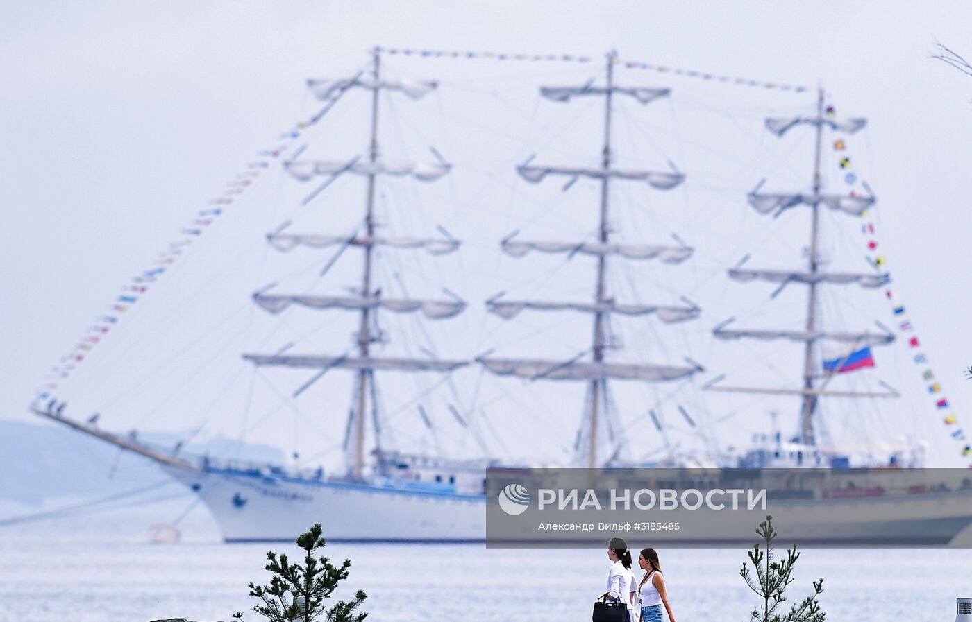 Открытие выставки "Улица Дальнего Востока" в рамках ВЭФ-2017