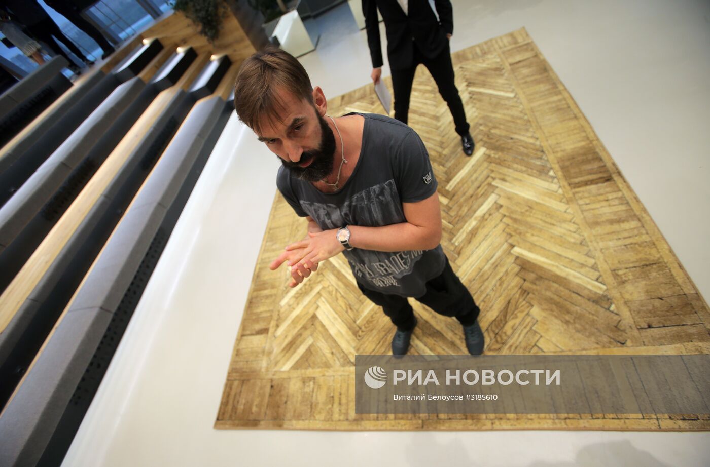 Открытие восьмого сезона выставки Lexus Hybrid Art