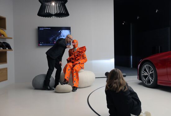 Открытие восьмого сезона выставки Lexus Hybrid Art