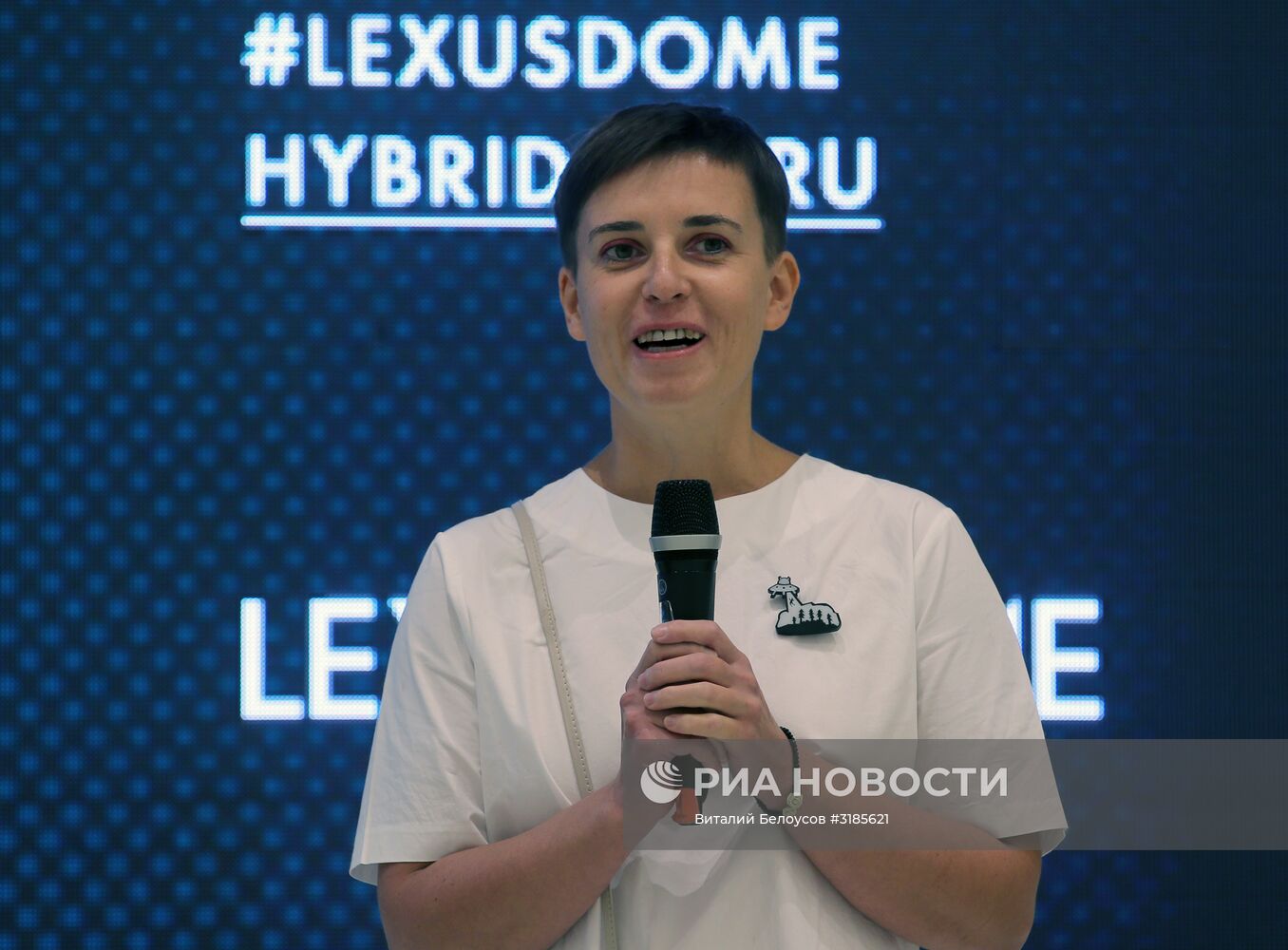 Открытие восьмого сезона выставки Lexus Hybrid Art