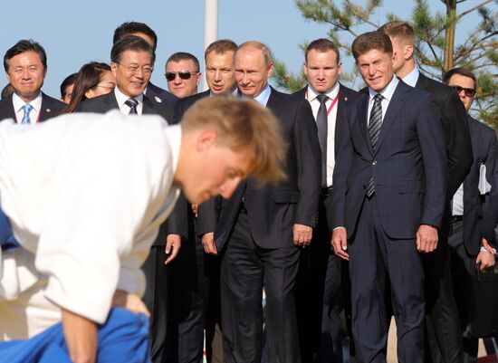 Рабочая поездка президента РФ В. Путина в Приморский край. День второй