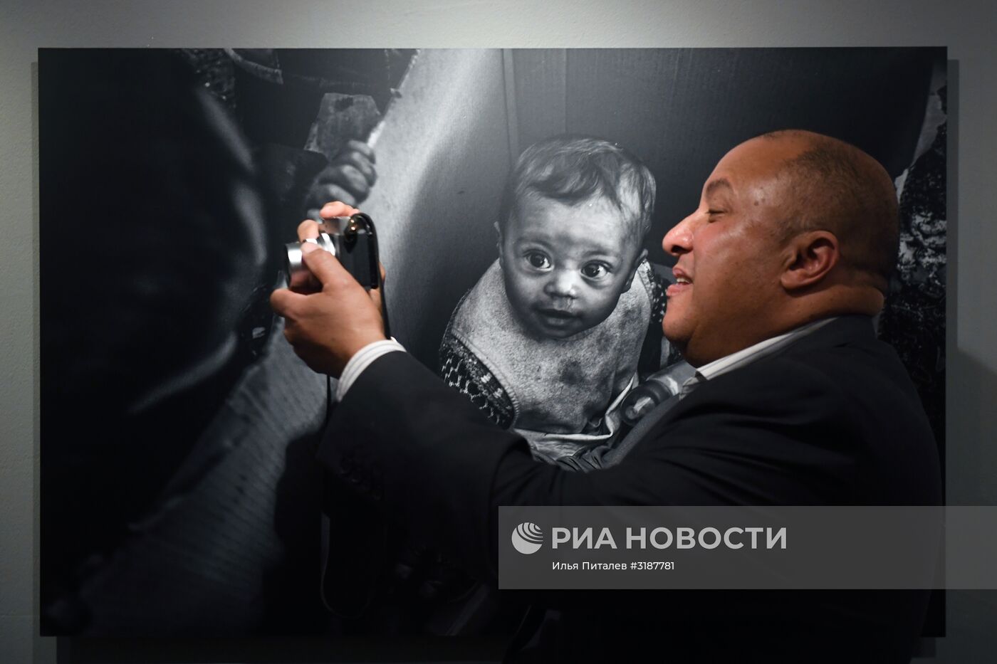 Награждение победителей конкурса фотожурналистики им. А. Стенина