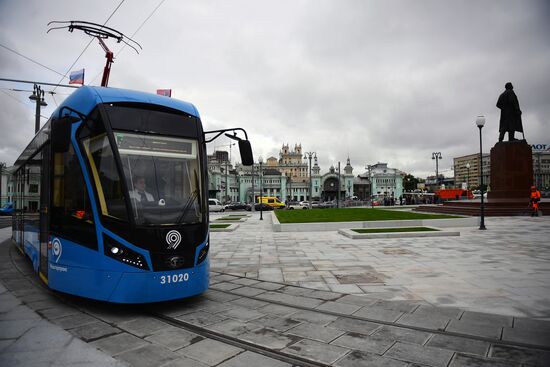 Открытие движения трамваев на площади Тверская Застава
