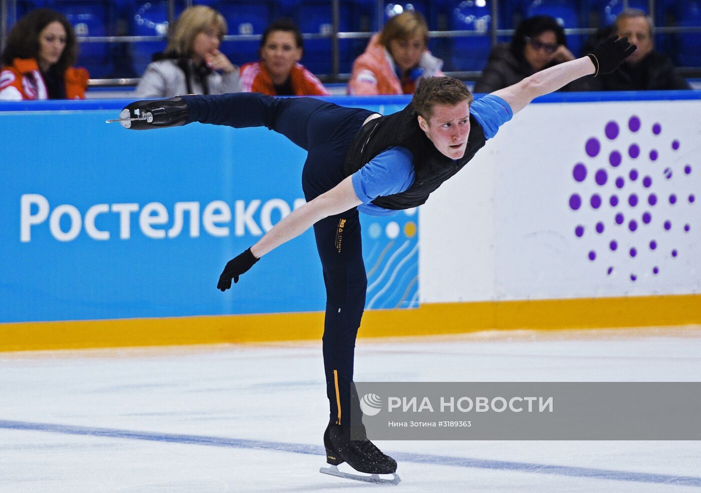 Контрольный прокат сборной России по фигурному катанию. Короткая программа. Первый день