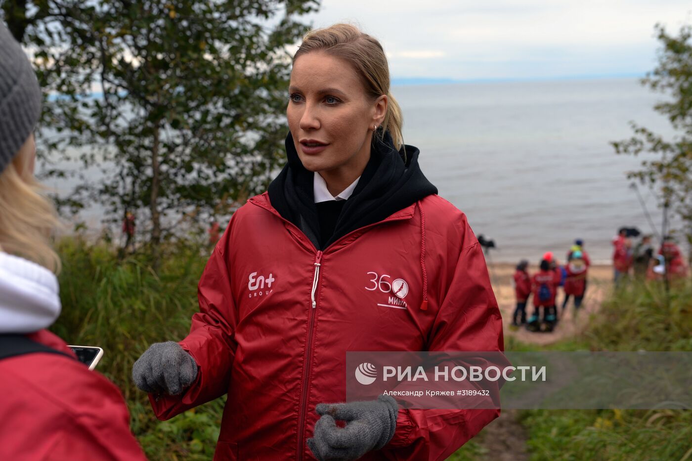 Акция по уборке берега и акватории озера Байкал от мусора